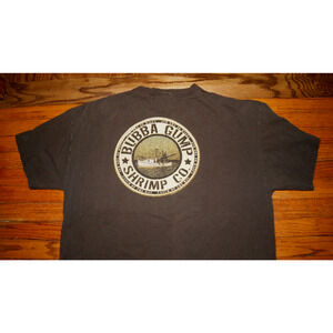 VTG Y2K Bubba Gump Shrimp Co Daytona FL Catch of the Day Brown T-Shirt Men’s XL
